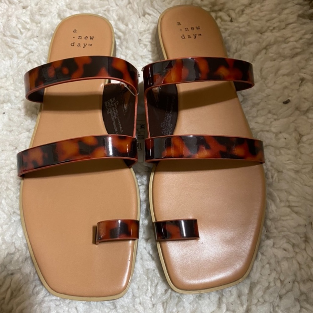 Tortoise shell sandals